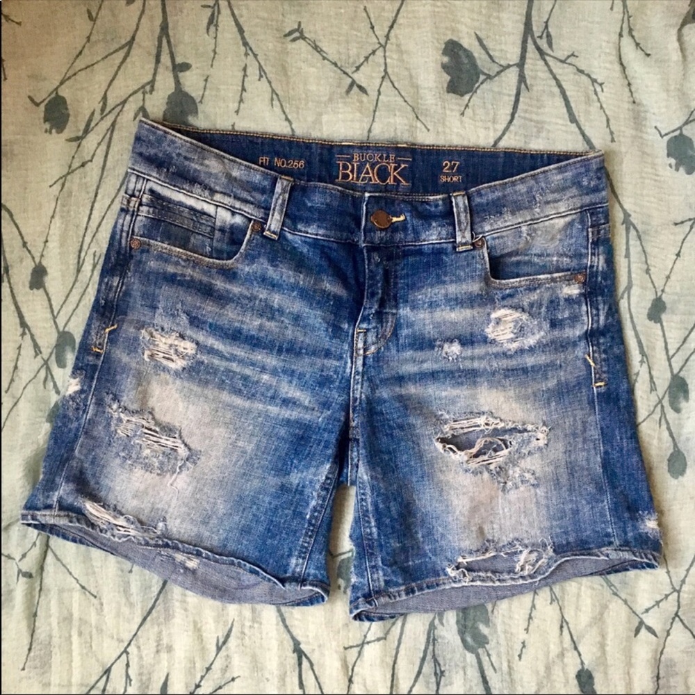 Buckle Black Shorts